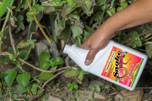 top-rated-snake-repellent-reviews